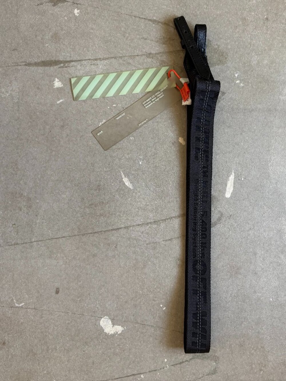 OFF-WHITE C/O VIRGIL ABLOH INDUSTRIAL LONG STRAP - BLACK “5400 LBS”